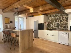 Villa avec vue imprenable, Au pied du Rocher - Aiguilhe