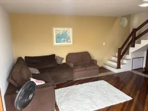 Casa na praia com churrasqueira e pátio grande - Conventos