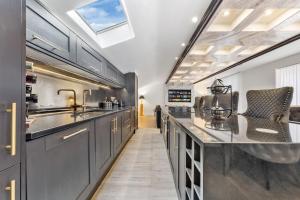 Knightsbridge 3 Bedroom Dream Home by Harrods