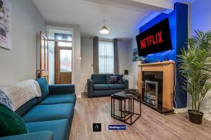 2 Bedrooms House By Boyeilles Apartments Short Lets & Serviced Accommodation Belfast With Free Wifi