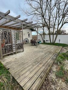 Charming house with garden terrace and barbecue