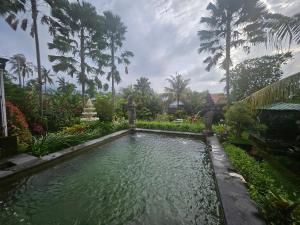 Nirun Garden Villa - Balinese Traditional House in North Bali