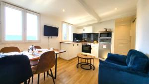 Le Bellevue - Beaux appartements avec vue splendide : photos des chambres