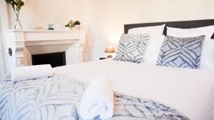 Appartements Le Canyon Rouen Centre by MyFrenchPAT Terrasse & Parking : photos des chambres