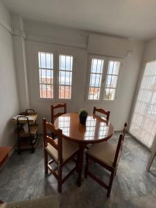 Atico vistas al Mar golf ,Piscina y parking albatros 2