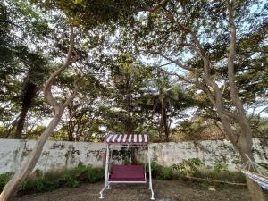 Tranquil Retreat 15 minutes from city centre