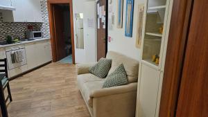 Studio Flat 381