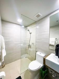 Cozy 3BR near Airport & Okada, Solaire II Infinity Pool