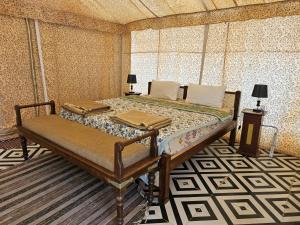 THE VaNASHRYA RESORT & JUNGLE SAFARI