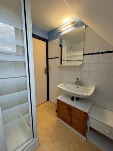 Maisons de vacances Maison cosy avec grand jardin : photos des chambres