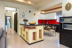 Stavroulas Amazing House