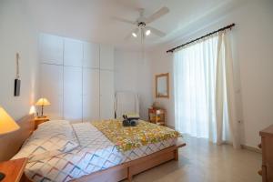 Loutraki 5 person apartment by MPS