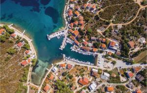 House with pool žman