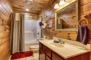 Starwood, Hot Tub, Mtn Views, Arcade Game, 560 FREE tickets each paid day