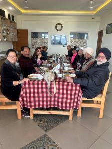 Hotel Colonels Paradise