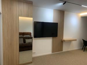 Cozy and Bright Studio Apartment 1