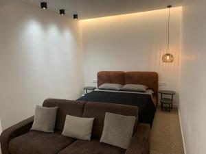 Cozy and Bright Studio Apartment 1