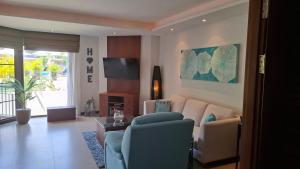 One bed Apartment Nai Yang