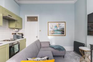 Chic flat near Buckingham Palace & Victoria Station