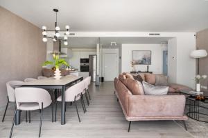 Casares Costa, Casa Elegante, golf, padel, garden, swimming pool, Finca Cortesin, Dona Julia