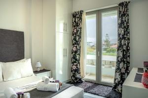 Pink Rose Beachfront Villa