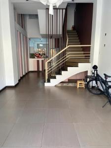 Nhà Trong Ngõ Homestay and Studio