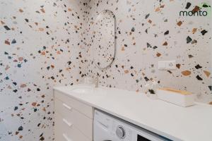 Creme apartments by Monto