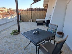 Terrace Dream View over Amphitheatre