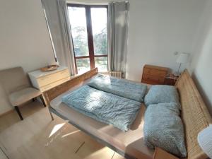 Nature View mit Balkon, indoor Pool, Küche Tiefgarage auf Anfrage