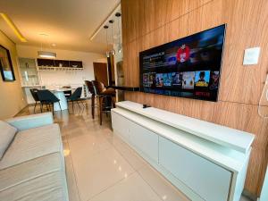 Apto Alto Padrão C Suíte, SmarTV, Wi-FI e Piscina