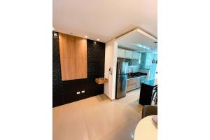 Apto Alto Padrão C Suíte, SmarTV, Wi-FI e Piscina