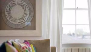 Amazing 2-bed flat with roof top terrace