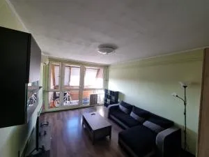 Los Robles Avenue 2311 - Alsóbogát