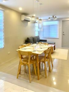 Cozy 2BR Staycation Deca Talomo near Toril & Puan