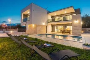 Villa F&A ZadarVillas - Brkić