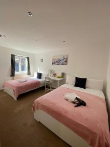 Fabulous Private Bedrooms near Euston Station, Central London