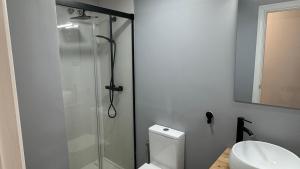 Escapada costera, Estudio Moderno junto al Mar