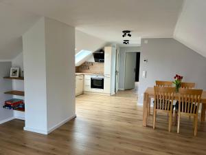 Gemütliche Dachgeschosswohnung auf dem Land