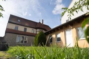 Platz für alle bis zu 20 Personen Monteurunterkunft Monteurwohnung - Maßbach