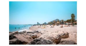 Appartements Charmant studio climatise avec parking, terrasse et piscine : photos des chambres