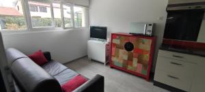 Appartements Charmant studio climatise avec parking, terrasse et piscine : photos des chambres