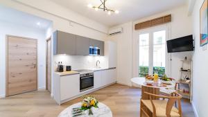 B G Cocon Meyerbeer - Grimaldi Promenade des Angla