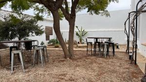 Masia Botargo 9 hab, 8 baños, piscina, porche