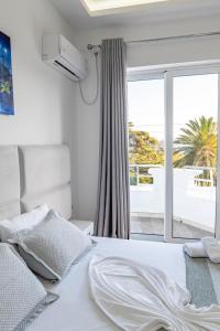 Hotel Myrtai - City Center