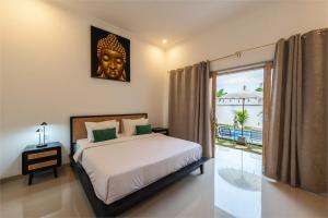 Villa Rosa - Canggu 2 BR Private Pool Villa in Prime Location