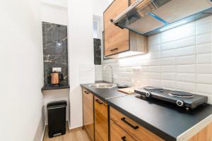 EXQUISITE BRAND - New Modern Apt in Central Athens - 270m to Metro & Attractions