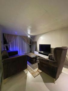 Four bedrooms fully furnished apartment