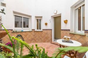 CYV -Centrally located 1 bed 1 bath near the beach