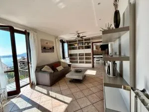 Casa Vacanza Monalba sul lago d'Iseo - كلوساني سول لاغو