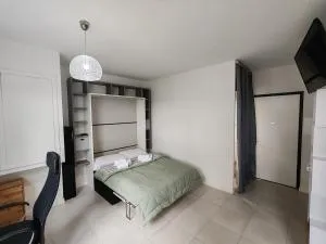 Porta di Roma Apartment - Casale Bufalotta